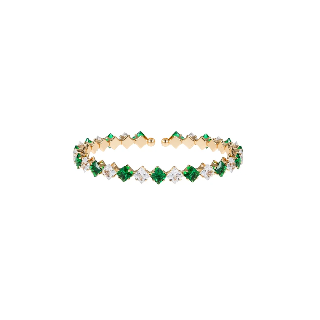 Brazalete cuadrado en color esmeralda