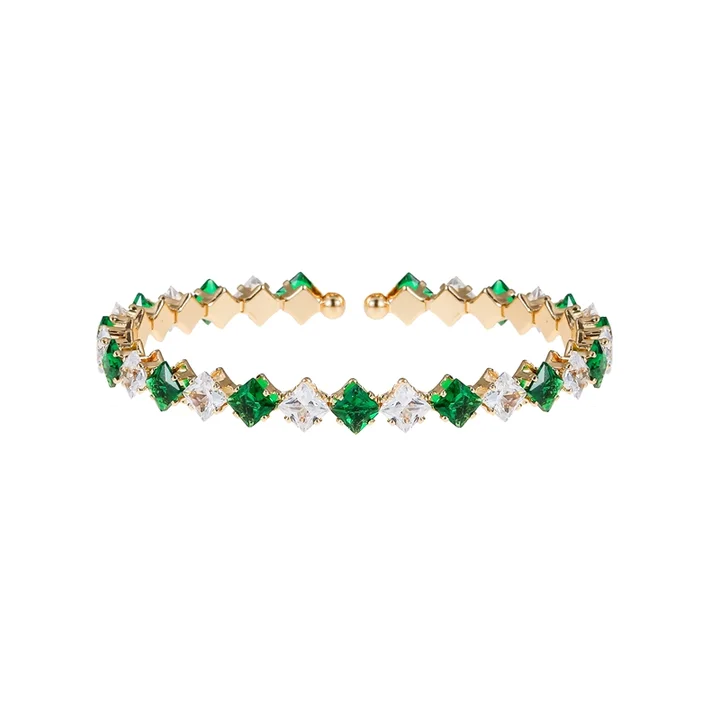 Emerald and warm metal bracelet reference